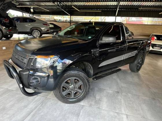 FORD RANGER 2.5 XLS 4X2 CD 16V FLEX 4P MANUAL FORD RANGER 2.5 XLS 4X2 CD 16V FLEX 4P MANUAL